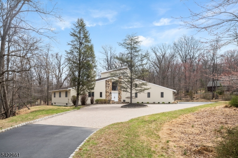 586 Stangle Road Bridgewater, NJ 08836 - Photo 5 of 50