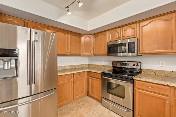$2,750 | 28511 North 25th Avenue, Phoenix, AZ 85085