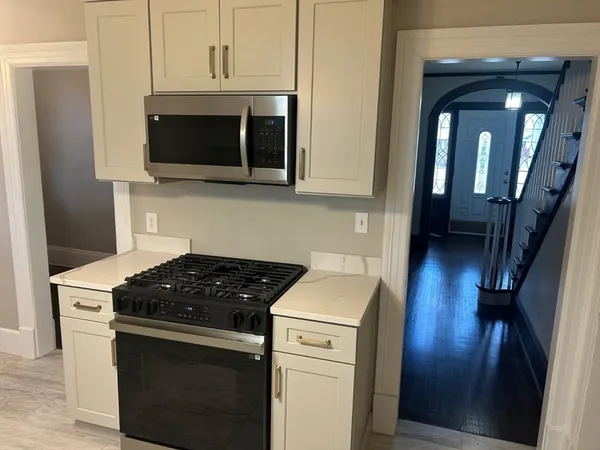 $419,000 | 122 Bellevue Avenue, Springfield, MA 01108