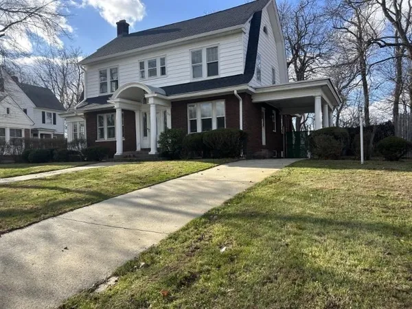 $419,000 | 122 Bellevue Avenue, Springfield, MA 01108