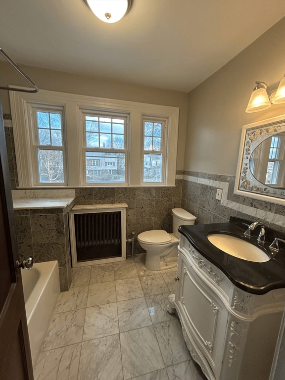 122 Bellevue Avenue Springfield, MA 01108 - Photo 25 of 40