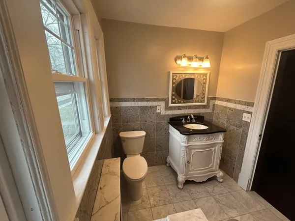 $419,000 | 122 Bellevue Avenue, Springfield, MA 01108