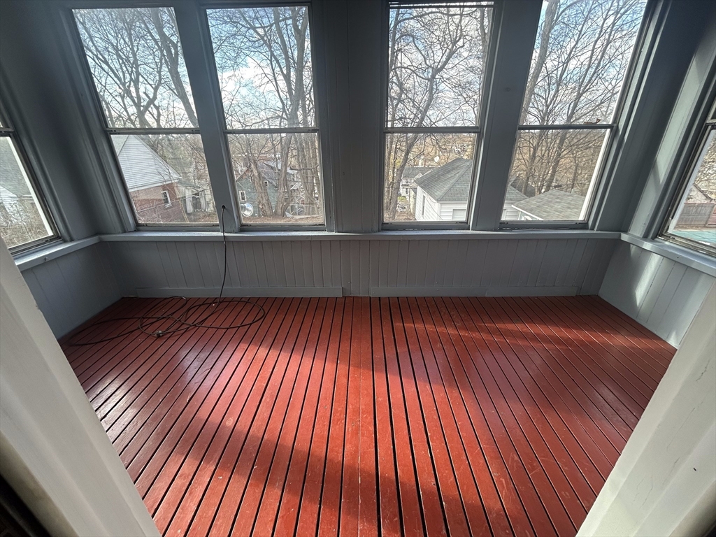 122 Bellevue Avenue Springfield, MA 01108 - Photo 34 of 40
