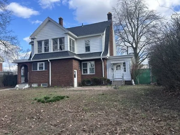 $419,000 | 122 Bellevue Avenue, Springfield, MA 01108