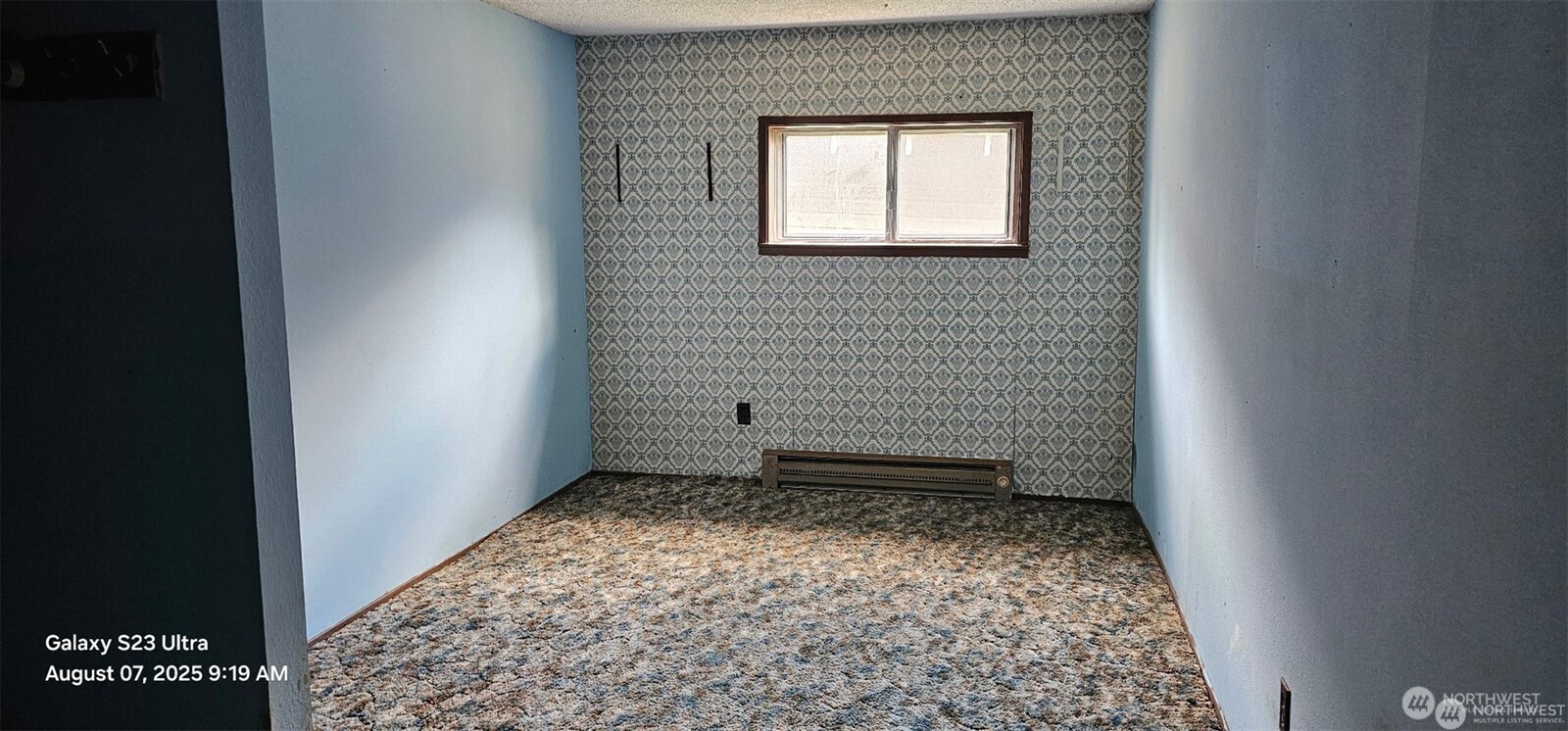 4086 Valley Highway Deming, WA 98244 - Photo 13 of 18 a bathroom with a sink