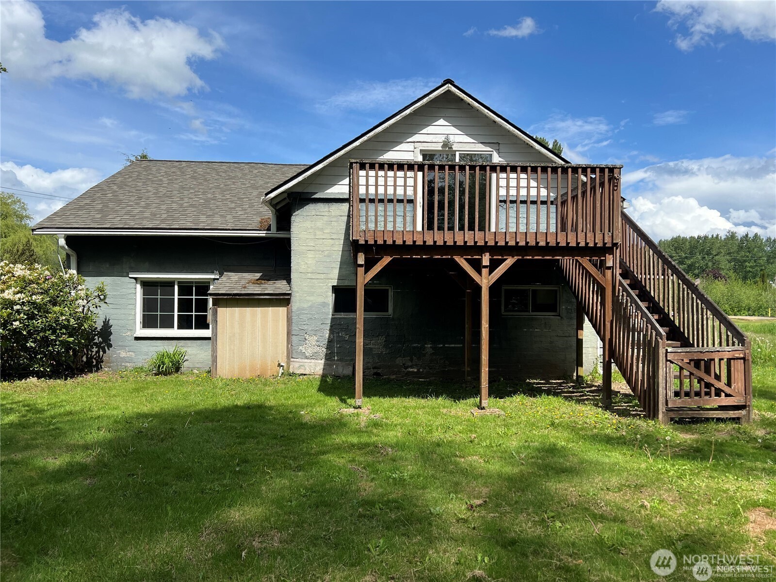 4086 Valley Highway Deming, WA 98244 - Photo 3 of 18 a front view of a house with garden