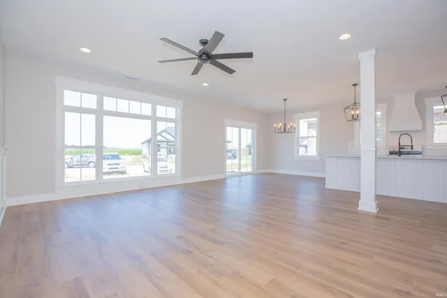 $469,900 | 18740 Roscommon Road, Evansville, IN 47725