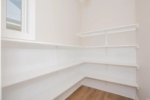 $469,900 | 18740 Roscommon Road, Evansville, IN 47725