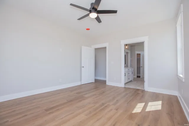 $469,900 | 18740 Roscommon Road, Evansville, IN 47725