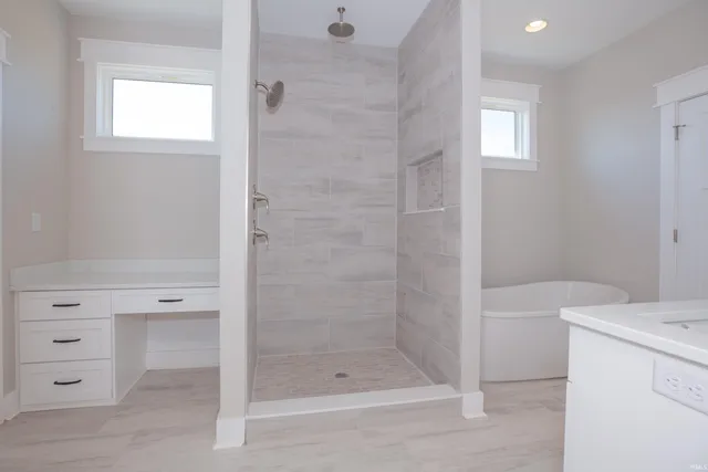 $469,900 | 18740 Roscommon Road, Evansville, IN 47725