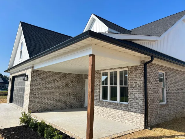 $469,900 | 18740 Roscommon Road, Evansville, IN 47725