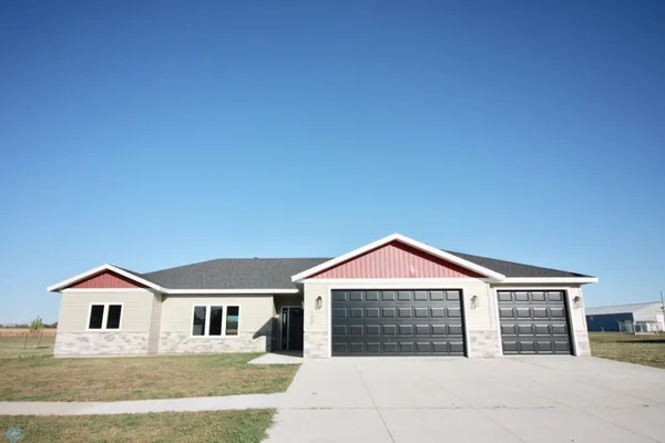 $398,000 | 108 16th Street North, Breckenridge, MN 56520