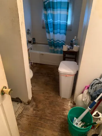 a bathroom with a sink and a toilet
