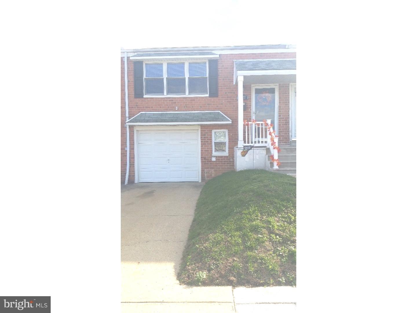 10827 Heflin Road Philadelphia, PA 19154 - Photo 2 of 25 Gallery Image 2