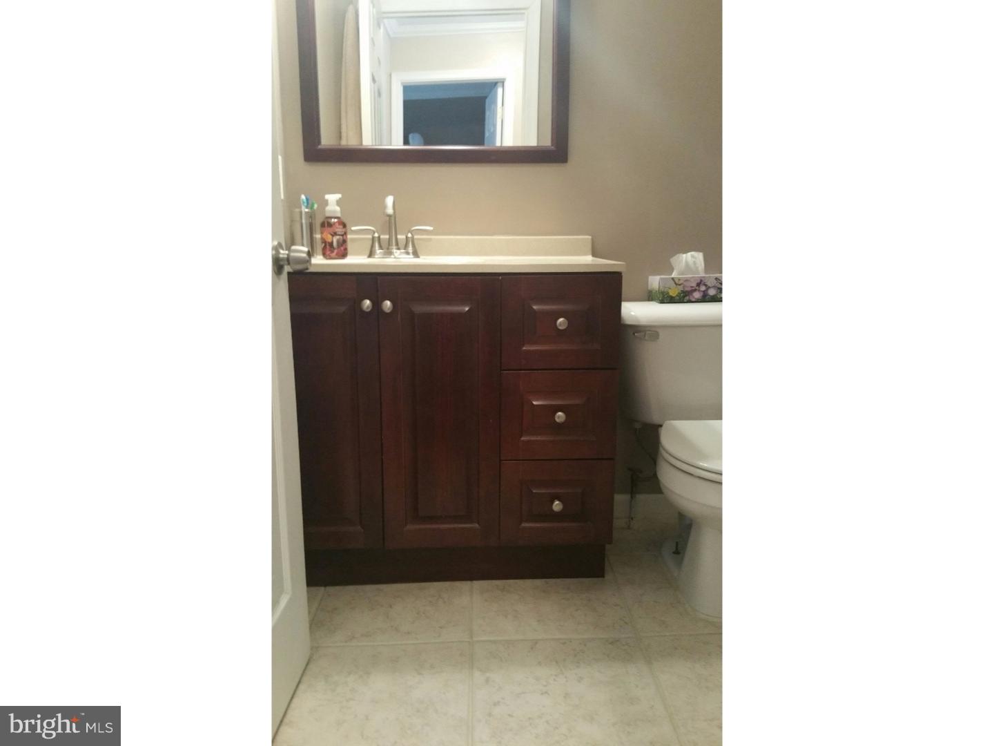 10827 Heflin Road Philadelphia, PA 19154 - Photo 22 of 25 Gallery Image 22