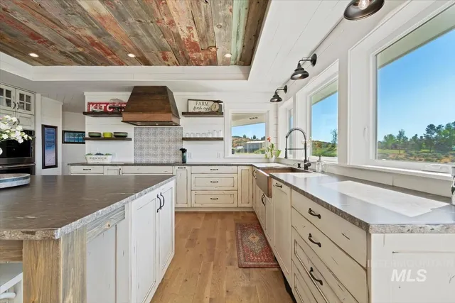 $2,099,900 | 10200 West Scenic Vw Drive, Star, ID 83669