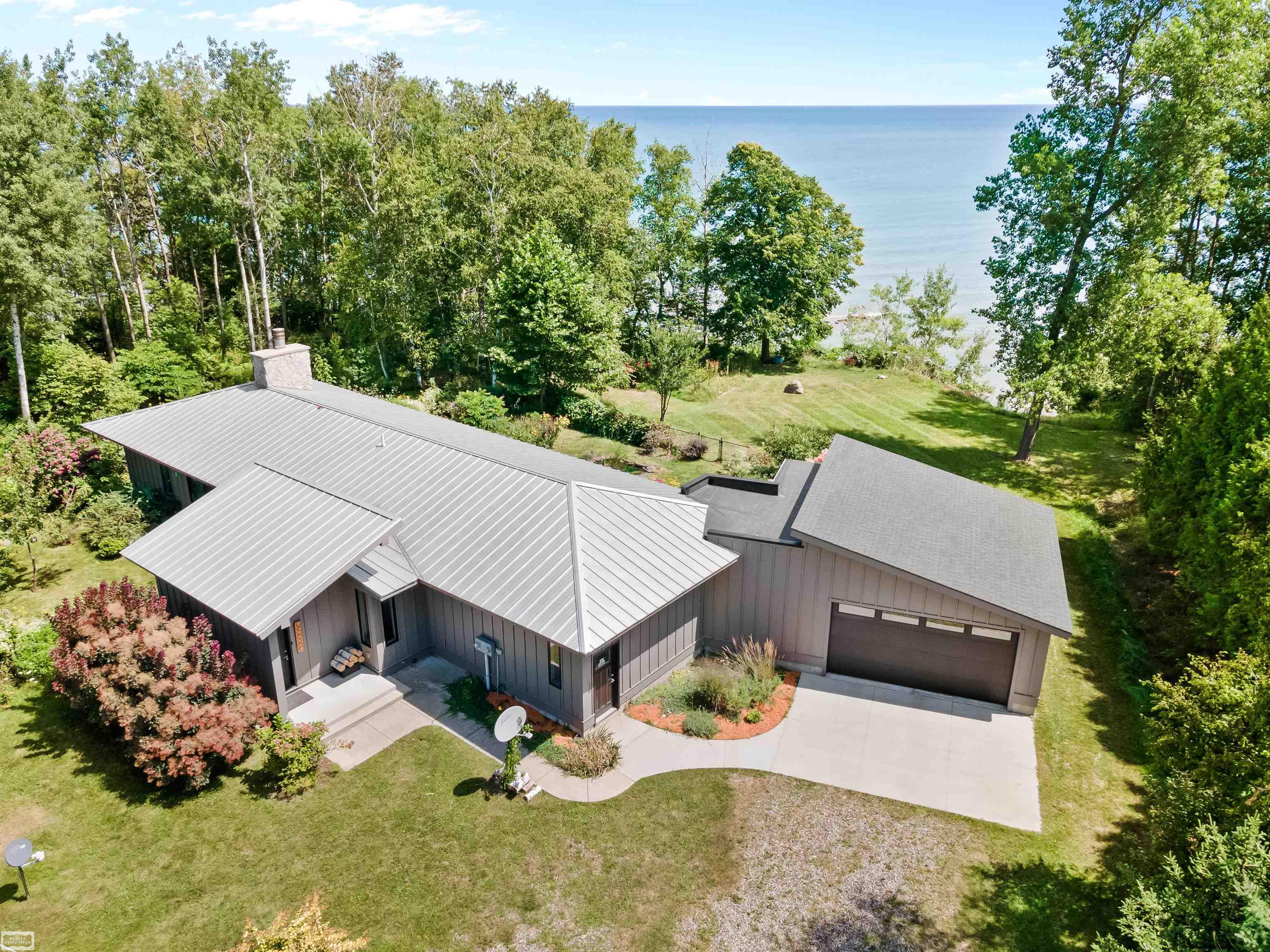 7470 Lakeshore Road Palms, MI 48465 - Photo 3 of 49