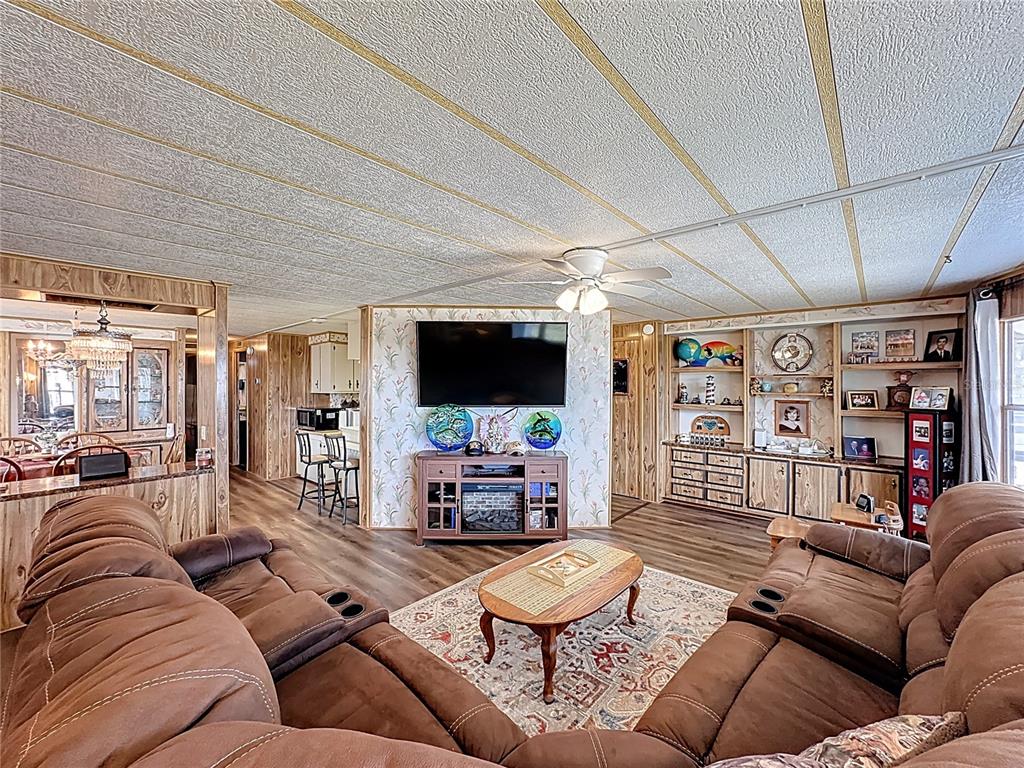 1311 Mohawk Circle Tavares, FL 32778 - Photo 14 of 59