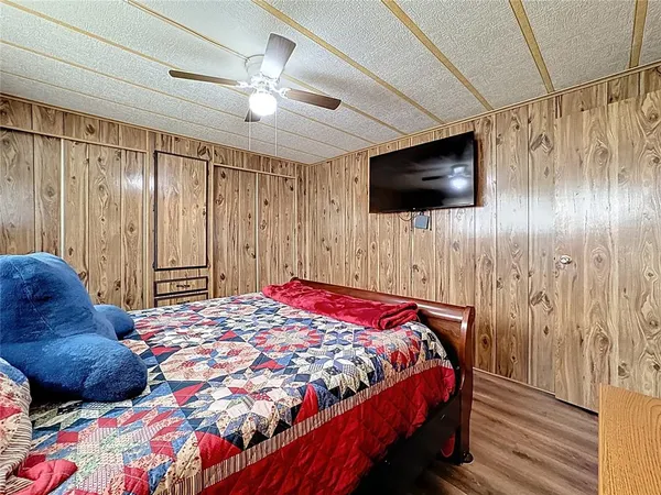 $189,900 | 1311 Mohawk Circle, Tavares, FL 32778