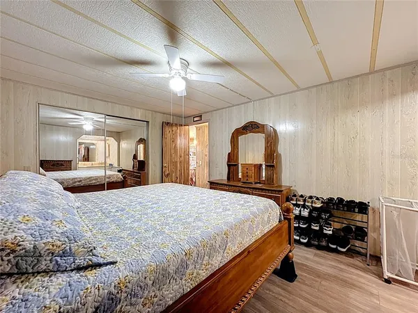 $189,900 | 1311 Mohawk Circle, Tavares, FL 32778