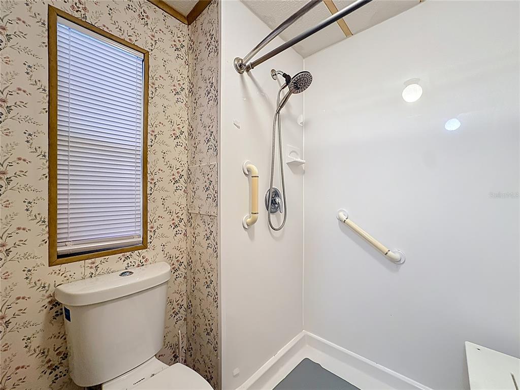 1311 Mohawk Circle Tavares, FL 32778 - Photo 28 of 59