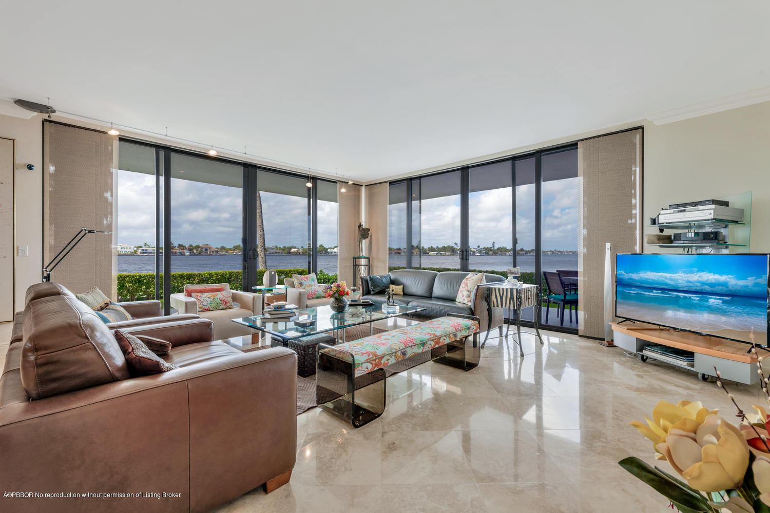 2150 Ibis Isle Road, Unit 2 Palm Beach, FL 33480 - Photo 1 of 23 2150 Ibis Isle Rd Unit 2 Palm-large-007-
