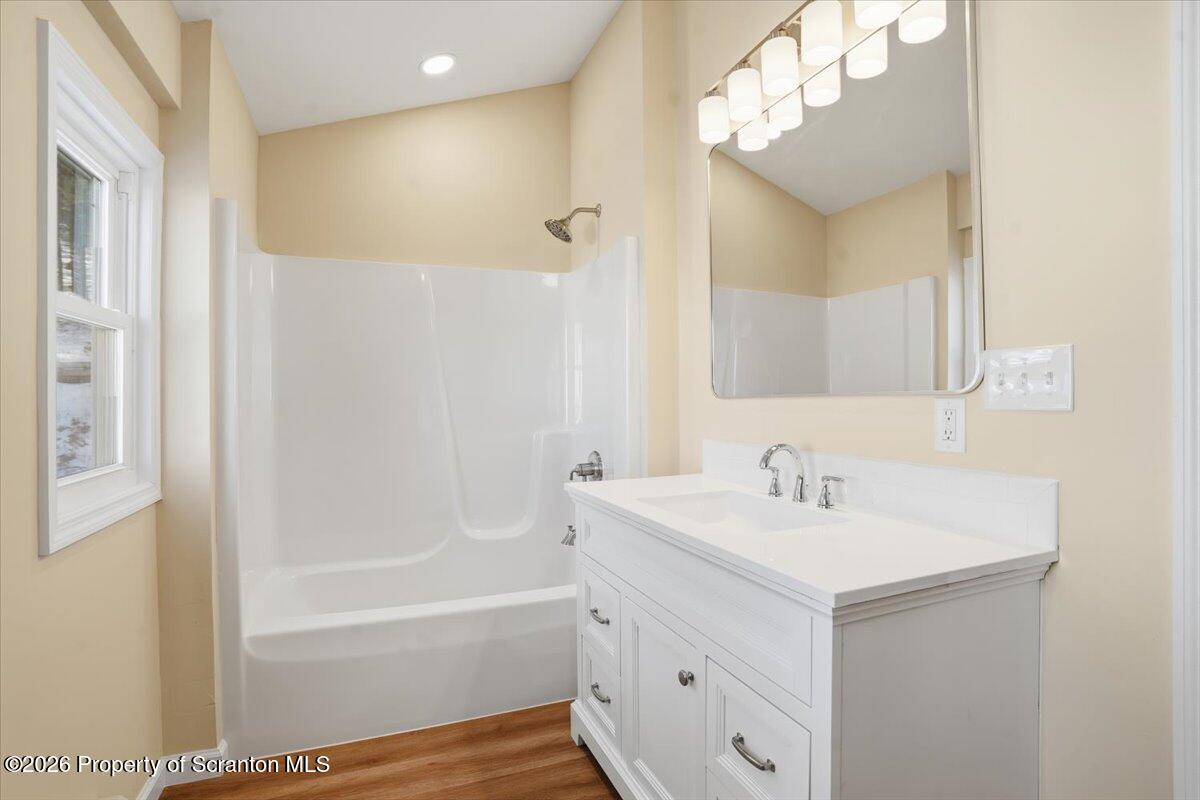 108 Fulton Street Carbondale, PA 18407 - Photo 22 of 60 Full Bathroom