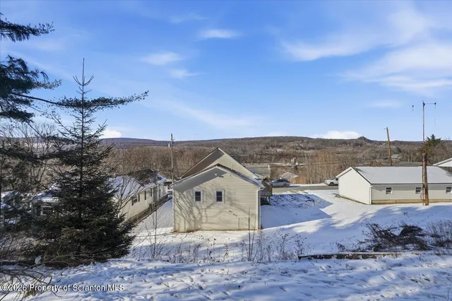 $264,900 | 108 Fulton Street, Carbondale, PA 18407