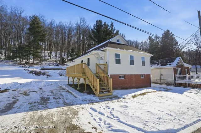 $264,900 | 108 Fulton Street, Carbondale, PA 18407