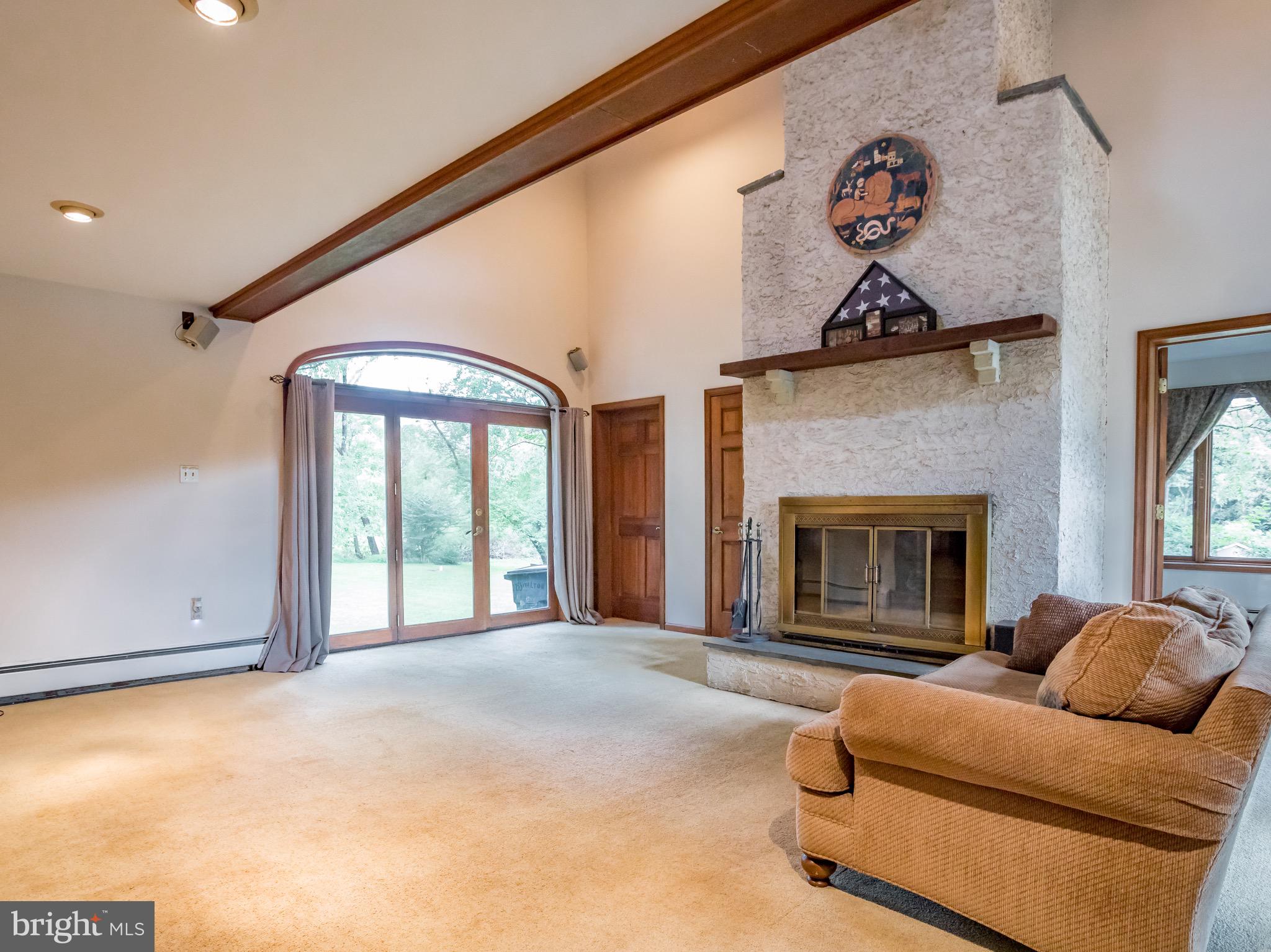 2755 Walton Road Jamison, PA 18929 - Photo 13 of 62 FAMILY ROOM