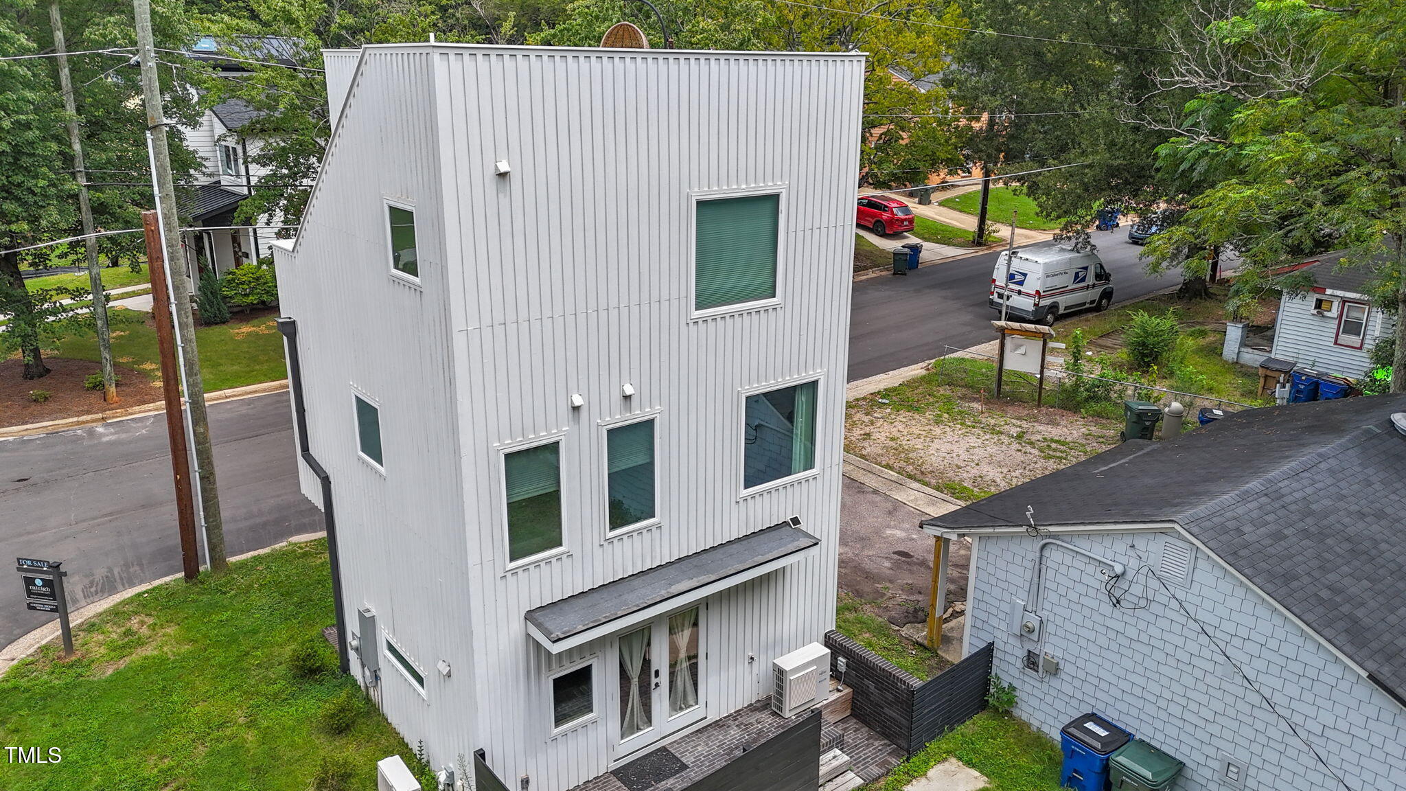 400 Bragg Street Raleigh, NC 27601 - Photo 52 of 62 2-web-or-mls-DJI_20250808131920_0403_D