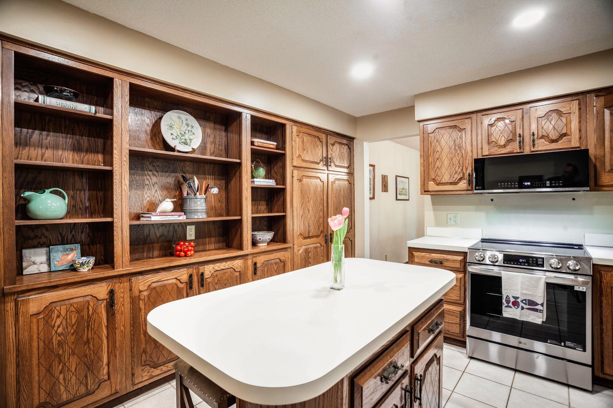 3020 St Albans Mill Road, Unit 309 Minnetonka, MN 55305 - Photo 16 of 41 Gallery Image 16