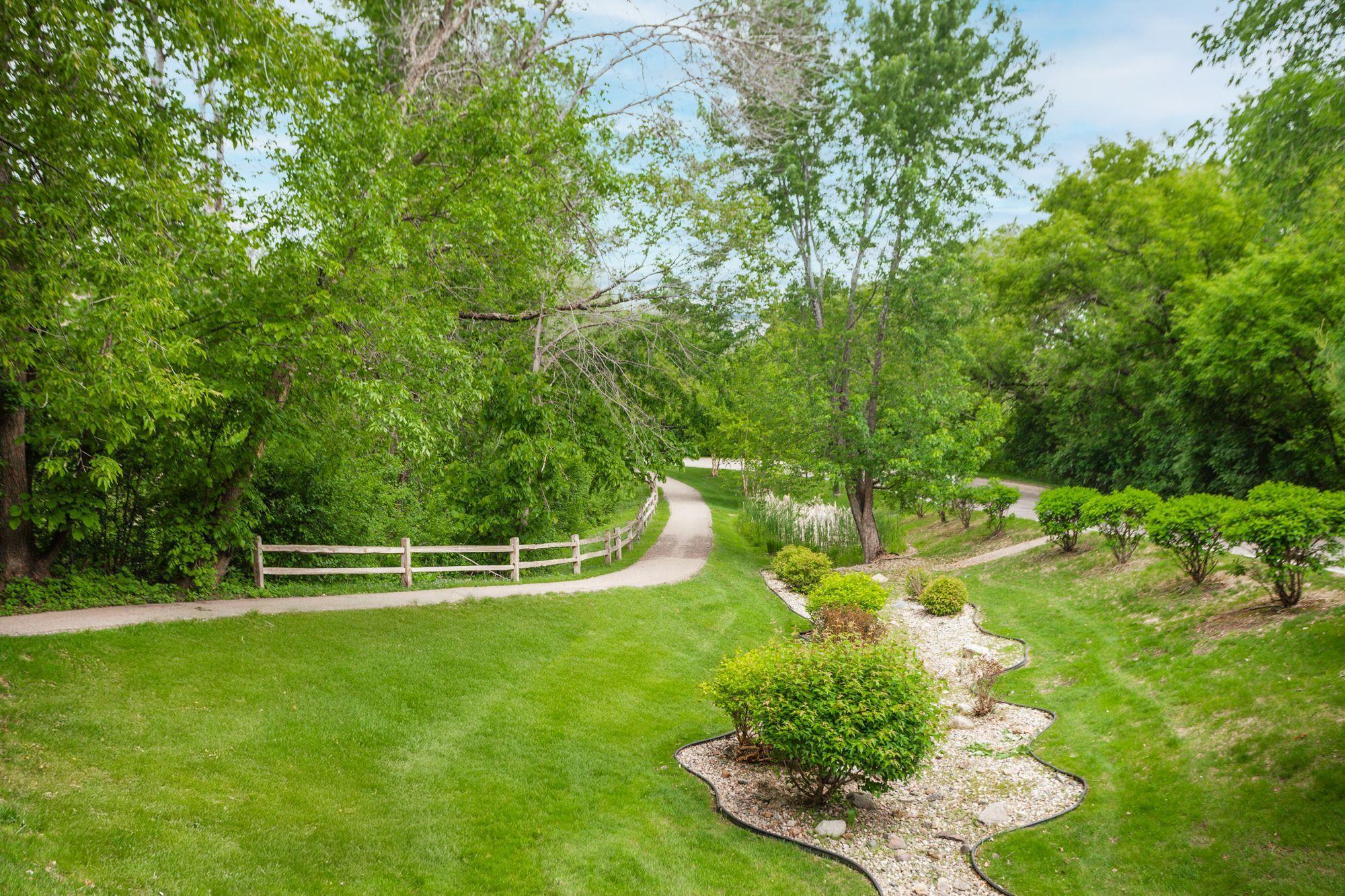 3020 St Albans Mill Road, Unit 309 Minnetonka, MN 55305 - Photo 32 of 41 Gallery Image 32
