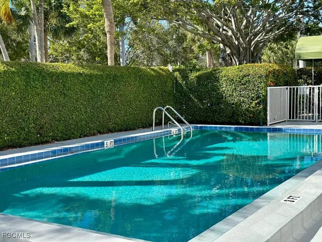 a view of a garden and basketball court