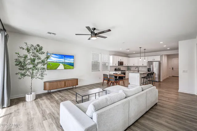 $460,000 | 35116 North Lead Way, San Tan Valley, AZ 85144