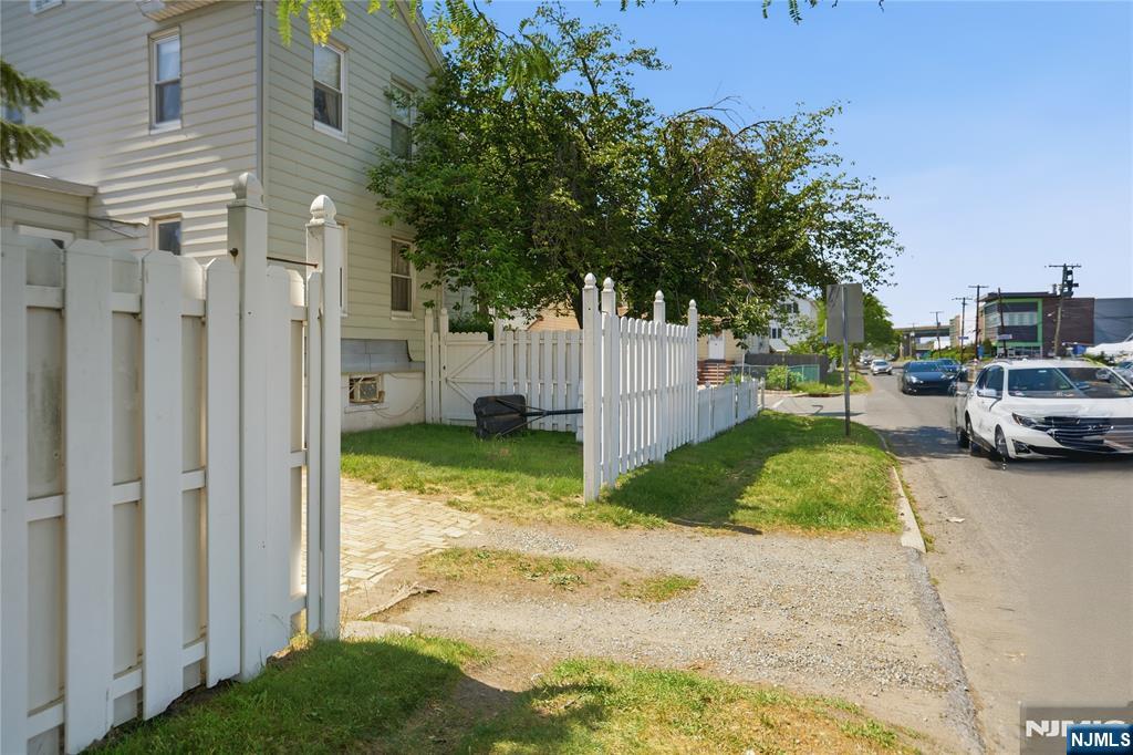 33-35 Pulaski Place Hackensack, NJ 07601 - Photo 32 of 32