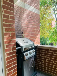 $450,000 | 2136 West Evergreen Avenue, Unit 2A, Chicago, IL 60622