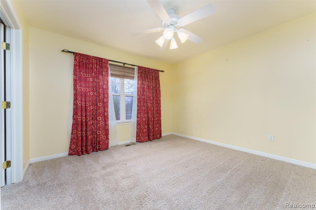 780 Brower Road Fowlerville, MI 48836 - Photo 12 of 21