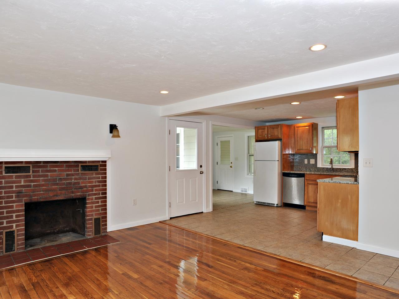 53 Mace Road Hampton, NH 03842 - Photo 4 of 15