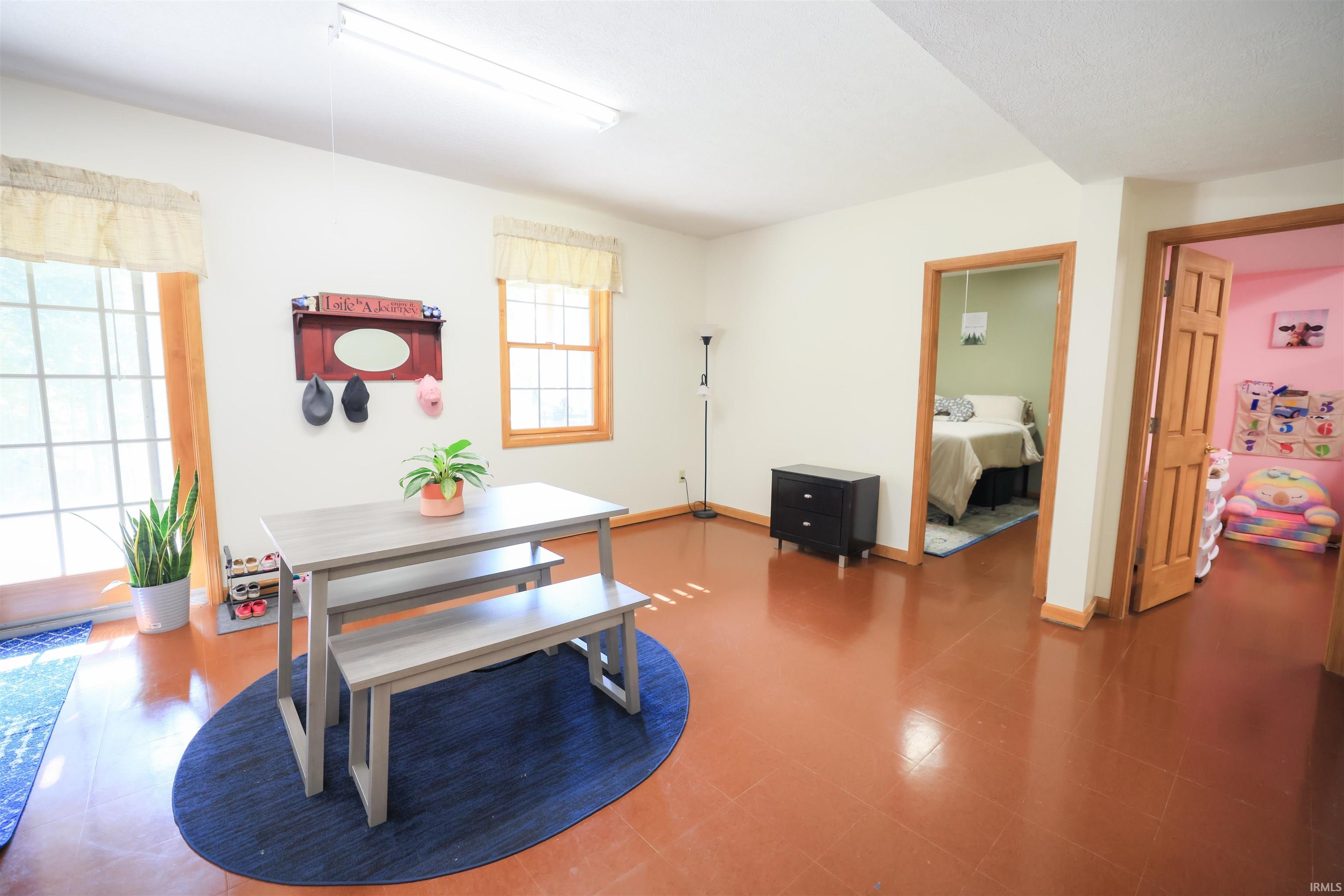 744 Chapman Road Spencer, IN 47460 - Photo 21 of 36 Gallery Image 21