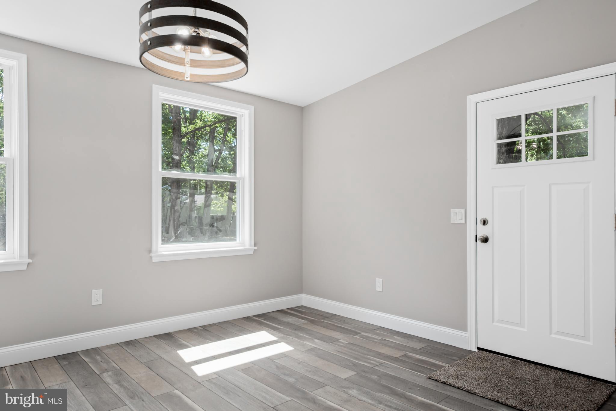 4485 Robin Road Newfield, NJ 08344 - Photo 12 of 22 Dining Area