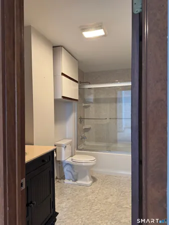 $2,100 | 146 High Street, Unit 310, Milford, CT 06460