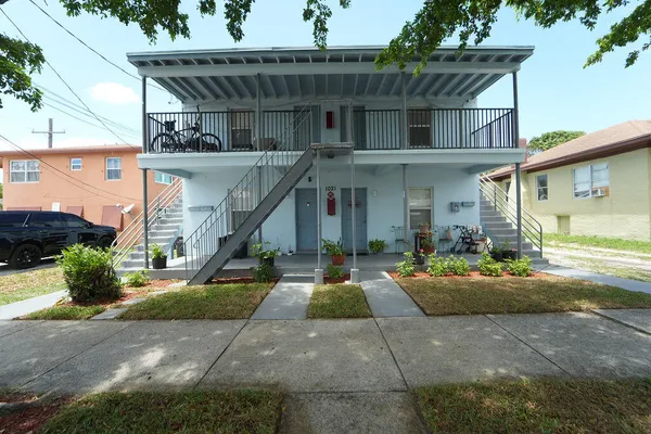 $679,900 | 1021 14th Street, West Palm Beach, FL 33401