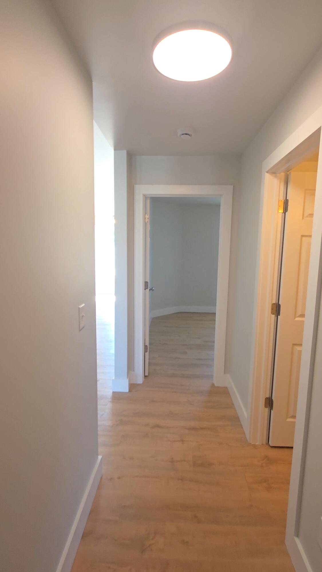 2975 East Valley Road Adrian, MI 49221 - Photo 12 of 28 Hallway 1