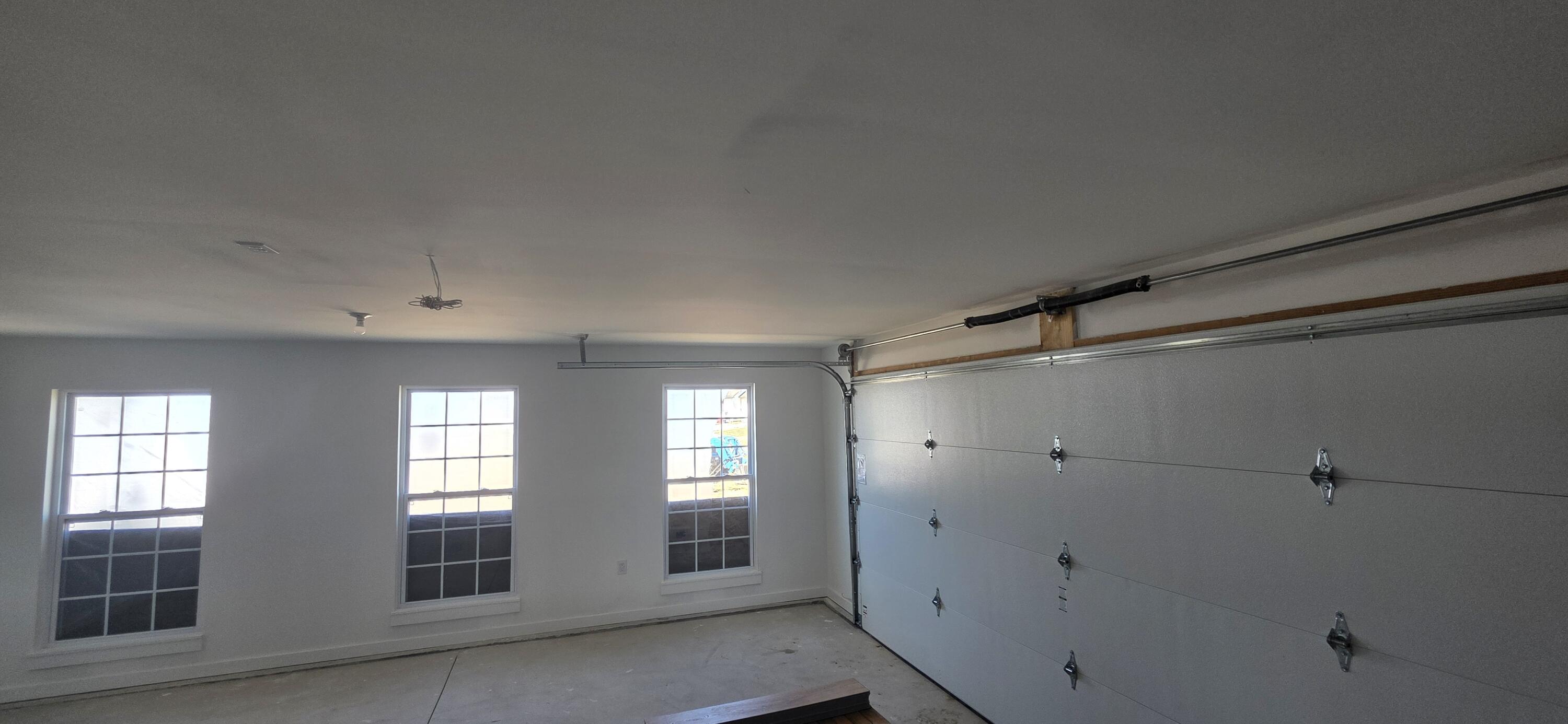 2975 East Valley Road Adrian, MI 49221 - Photo 16 of 28 Grarage 2