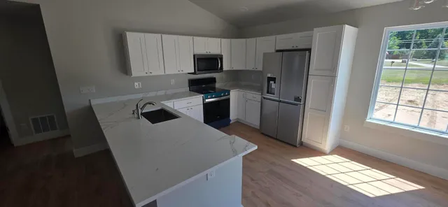 $350,000 | 2975 East Valley Road, Adrian, MI 49221