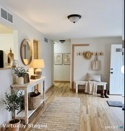 $449,999 | 5 Sunrise Avenue, Old Saybrook, CT 06475