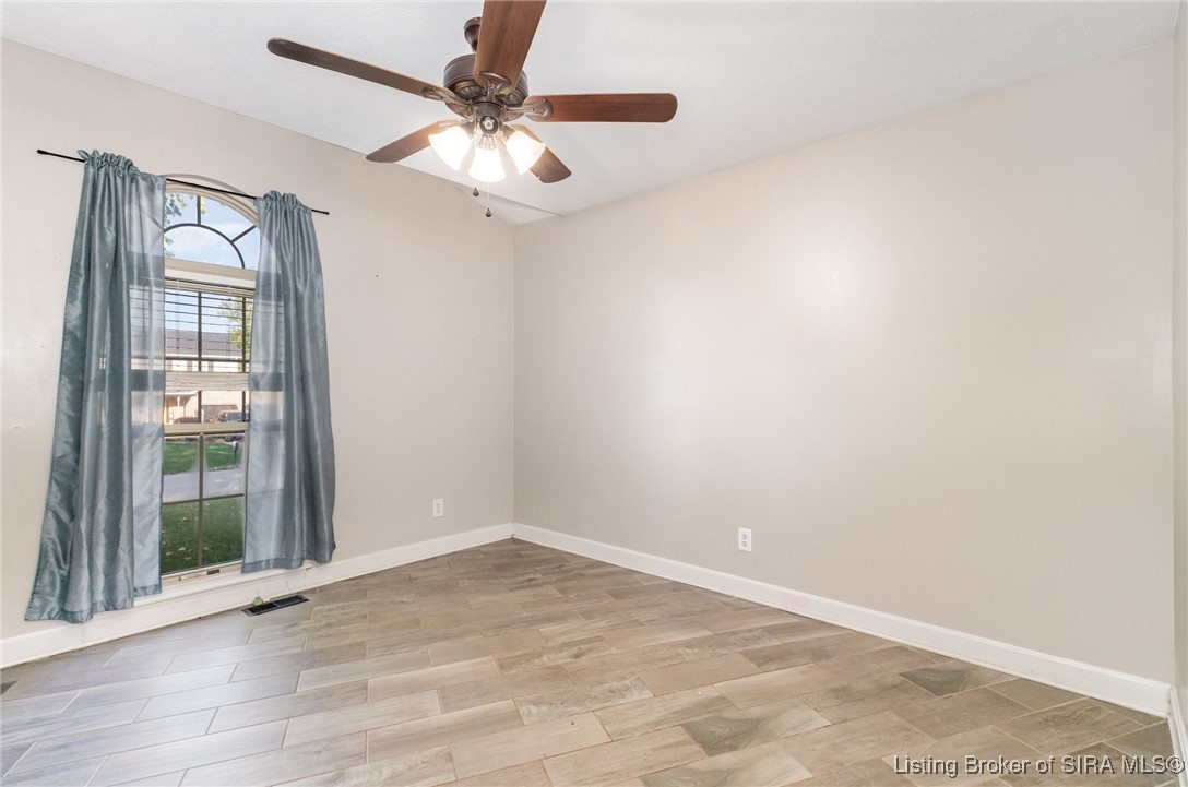 1036 Brookstone Court Georgetown, IN 47122 - Photo 17 of 29