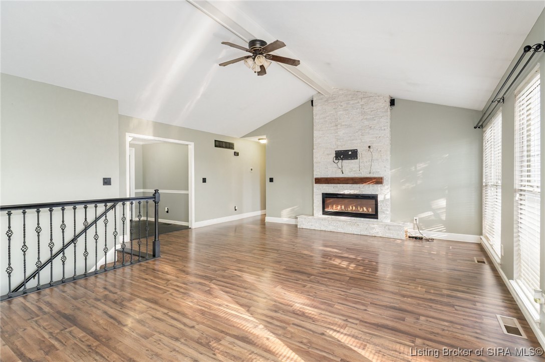 1036 Brookstone Court Georgetown, IN 47122 - Photo 4 of 29