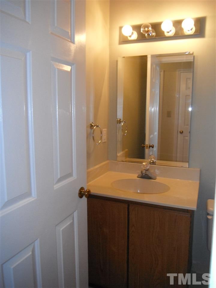 6020 Winterpointe Lane, Unit 103 Raleigh, NC 27606 - Photo 14 of 23 Gallery Image 14